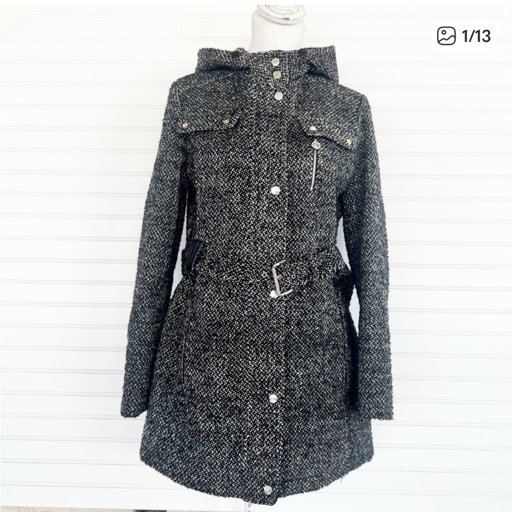 Hooded jacket with pockets & belt